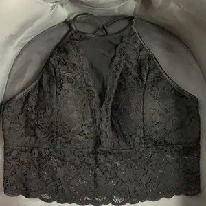 Lace bra-let.